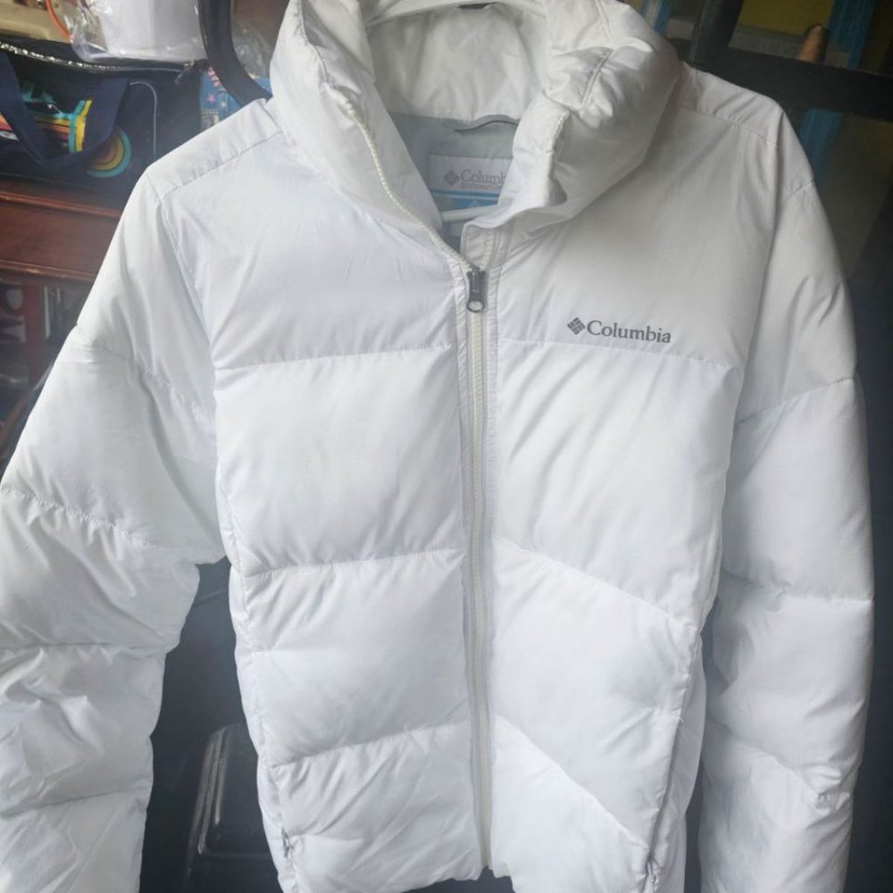 Ladies Columbia Jacket - Picture 2 of 3
